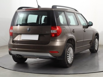 Skoda Yeti Outdoor 2.0 TDI 150KM 2015 Skoda Yeti 2.0 TDI, Salon Polska, 4X4, DSG, Navi, zdjęcie 4