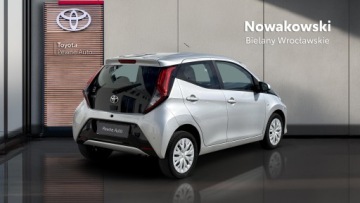 Toyota Aygo II Hatchback 3d Facelifting 1.0 VVT-i 72KM 2021 Toyota Aygo 1.0 VVT-i X-play II (2014-) 1.0 VVT-i, zdjęcie 28