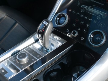 Land Rover Range Rover Sport II SUV Facelifting 5.0L V8 S/C 525KM 2021 Range Rover Sport p525 V8 HSE Dynamic Stealth Full Wentyle Dociąg Pixel ACC, zdjęcie 17