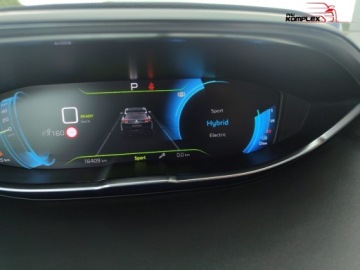 Peugeot 3008 II Plug-In Hybrid Facelifting 1.6 HYBRID 225KM 2021 Peugeot 3008 1.6 HYBRID 225 KM Automat Wersja Road Trip FVAT 23 1.6 225KM, zdjęcie 24