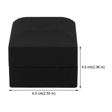 Uchwyt na obrączkę ślubną. Pudełko na biżuterię z motywem miłosnym