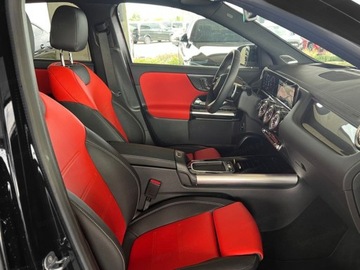 Mercedes GLA II Off-roader Facelifting 1.3 200 163KM 2025 MERCEDES-BENZ GLA 200 AMG Line Suv 1.3 (163KM) 2025, zdjęcie 4