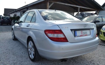 Mercedes Klasa C W204 Limuzyna 1.8 180 K 156KM 2008 Mercedes-Benz Klasa C Bezwypadkowe - Niski przebieg - Super Stan - Gotowe, zdjęcie 2