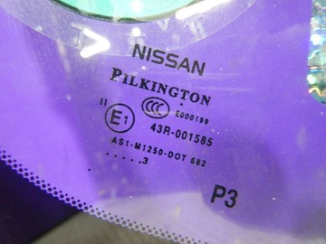 NISSAN JUKE 10-18 SKLO (OKNO) ČELNÍ PŘEDNÍ