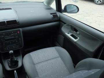 Volkswagen Sharan I 1.9 TDI 116KM 2005 VW Sharan 1.9 TDI , 7 miejsc, Klima, Klimatronic, zdjęcie 7