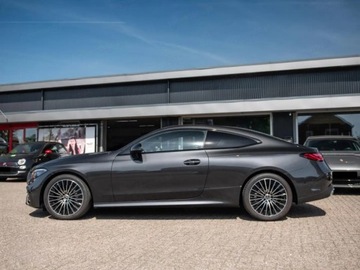 Mercedes CLE Coupe 2.0 300 258KM 2025 MERCEDES-BENZ CLE 300 4-Matic AMG Line 2.0 (258KM) 2025, zdjęcie 1
