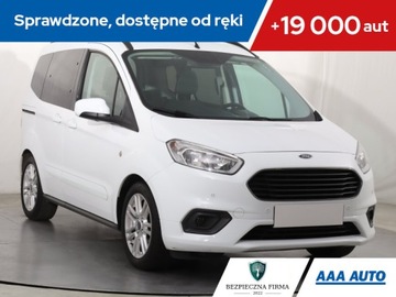 Ford Tourneo Courier I Mikrovan Facelifting 1.5 Duratorq TDCi 100KM 2020 Ford Tourneo Courier 1.5 TDCI, Salon Polska