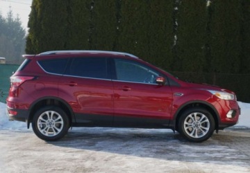 Ford Kuga II SUV Facelifting 2.0 TDCi 180KM 2017 Ford Kuga Ford Kuga 2.0 TDCi 4x4 SYNC 2.0 Diesel 180KM, zdjęcie 4