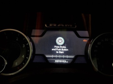  RAM 1500 Laramie 2022 3.0l 3.0 Diesel 260KM, zdjęcie 9