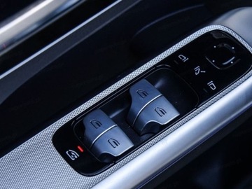 Mercedes GLC C254/X254 Coupe 2.0 220d 197KM 2026 GLC Coupe 220 d 4-Matic AMG Line 2.0 (197KM) 2026, zdjęcie 10