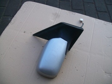 ZRCÁTKO PRAVÉ DAIHATSU YRV BARVA S07