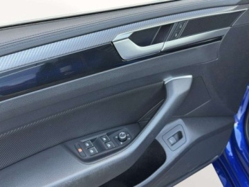 Volkswagen Arteon Shooting Brake R 2.0 TSI 320KM 2022 Volkswagen Arteon 2.0TSI 320KM R 4x4 SerwisAso Dcc Acc Virtual Led Hak Dig, zdjęcie 17