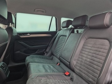 Volkswagen Passat B8 Variant Facelifting 2.0 TDI SCR 150KM 2022 Volkswagen Passat B8 Lift 2.0 TDI / 150 KM DSG Ele, zdjęcie 15