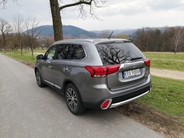 Mitsubishi Outlander III SUV Facelifting 2015 2.0 MIVEC 150KM 2016 Mitsubishi Outlander III 2.0 Intense+//4WD//Aut.//LPG//7-os, zdjęcie 7