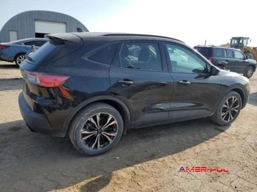 Ford Kuga III 2021 Ford Kuga 2021 r., 2,5L SE 2.5 Hybryda 200KM, zdjęcie 5