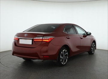Toyota Corolla XI Sedan Facelifting 1,6 Valvematic 132KM 2017 Toyota Corolla 1.6 Valvematic, Salon Polska, zdjęcie 4