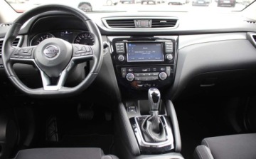 Nissan Qashqai II Crossover 1.2 DIG-T 115KM 2017 Nissan Qashqai Kupuj Taniej. 1.2 Benzyna 115KM, zdjęcie 16