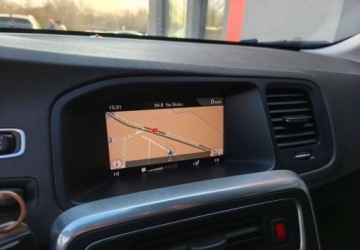 Volvo V60 I Kombi Facelifting 2.0 D2 DRIVE-E 120KM 2018 Volvo V60 Volvo V60 D2 Drive-E Momentum 2.0 Diesel 120KM, zdjęcie 12