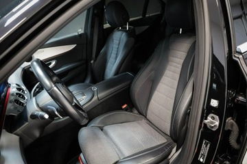 Mercedes Klasa E W213 Limuzyna Facelifting 2.0 220d 200KM 2022 Mercedes E 220 *4Matic*AMG Line*Salon, zdjęcie 16