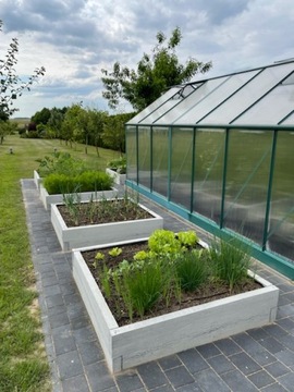 Бетонный огород, ящики для осмотра огорода