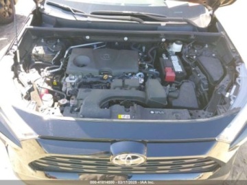 Toyota 2023 Toyota RAV4 Le, 2023r., 2.5L 2.5 Benzyna 203KM, zdjęcie 12