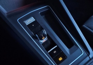 Volkswagen Golf VIII Variant 2.0 TDI 150KM 2022 Volkswagen Golf Variant Tempomat proaktywny ACC- Virtual Cockpit- Alcantar, zdjęcie 20