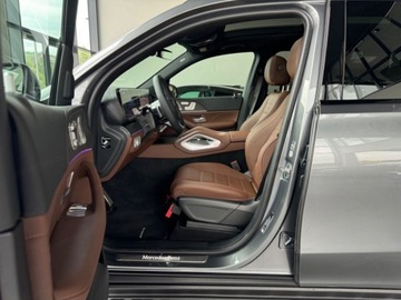 Mercedes GLS X167 SUV Facelifting 3.0 450d 367KM 2025 MERCEDES-BENZ GLS 450 d 4-MATIC AMG Line 3.0 (367KM) 2025, zdjęcie 11