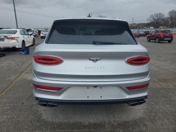 Bentley Bentayga 2023 Bentley Bentayga 2023, od ubezpieczalni 4.0 Benzyna 542KM, zdjęcie 5