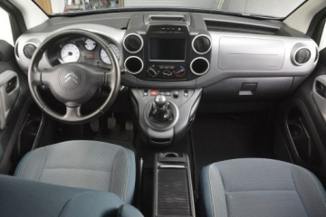 Citroen Berlingo II Van Facelifting 2015 1.6 BlueHDi 100KM 2017 Citroen Berlingo 1.6 HDI kamera cofania Car Play, zdjęcie 17