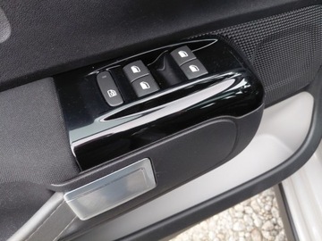 Citroen C3 III Hatchback 1.6 BlueHDi 99KM 2017 Citroen C3 Panorama Navi Klimatronik Kamera cofania 1.6 Diesel 100KM, zdjęcie 10