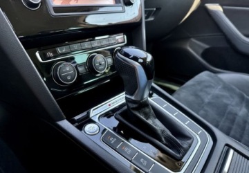 Volkswagen Passat B8 Variant 2.0 TDI SCR 240KM 2016 Volkswagen Passat Volkswagen Passat 2.0 TDI Bi-Turbo BMT 4Mot Highline DSG, zdjęcie 10