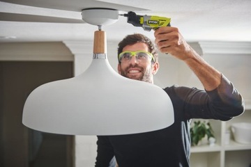 Wkrętak Ryobi ERGO-A2 + Zestaw do wkręcania 55szt. Ryobi RAK55DK