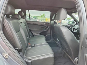 Volkswagen Tiguan II 2022 Volkswagen Tiguan 2022 VOLKSWAGEN TIGUAN SE R-LINE BLACK 2.0 Benzyna 184KM, zdjęcie 11