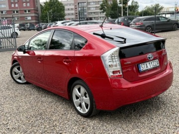 Toyota Prius III Hatchback 1.8 HSD 136KM 2011 Toyota Prius 1.8 HSD Sol III (2009-2015) 1.8 HSD S, zdjęcie 16
