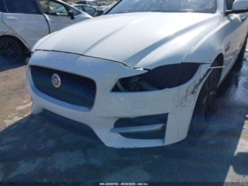 Jaguar XF II Sedan 3.0 V6 340KM 2017 Jaguar XF R-sport 3.0 Benzyna 340KM, zdjęcie 5