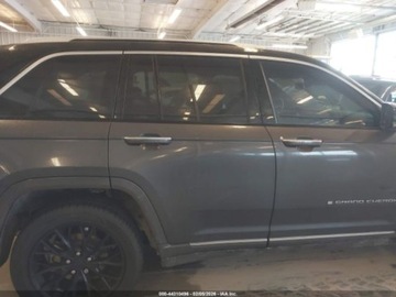 Jeep Grand Cherokee IV 2022 Jeep Grand Cherokee 2022 r., 3,6L SUMMIT 4X4 3.6 Benzyna 293KM, zdjęcie 13
