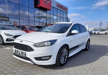 Ford Focus III Sedan Facelifting 1.5 EcoBoost 150KM 2018 Ford Focus ST-LINE, Benzyna 150KM, Nawigacja, ...