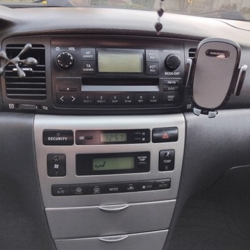 Toyota Corolla IX (E12) Kombi 2.0 D-4D 90KM 2004 Toyota Corolla Kombi E12T 2.0 D4D 2004r, zdjęcie 2