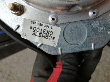 AIRBAG ŘIDIČE VW PASSAT B5 3B0880201L