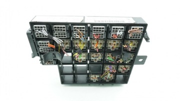 PORSCHE BOXER 986 RELÉ STŘECHA 98661811102