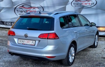 Volkswagen Golf VII Variant 1.6 TDI BlueMotion  110KM 2015 Volkswagen Golf 1.6 tdi KM Navi bezwypadkowy serwisowany Gwarancja 1.6, zdjęcie 6