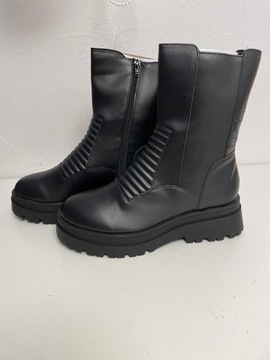 B.P.C botki czarne w stylu motocyklowym 41.