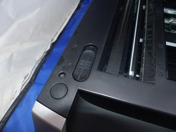 ПРОФЕССИОНАЛЬНЫЙ СКАНЕР ДОКУМЕНТОВ CANON DR-2020U