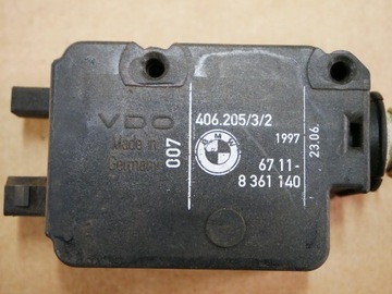 VZPĚRA/TLAKOVAČ KRYT ZÁMKU BMW E36 8361140