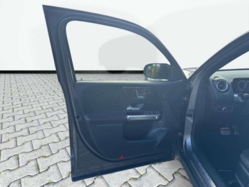 Mercedes GLB SUV 1.3 200 163KM 2024 Mercedes-Benz GLB GLB 200 AMG Line MULTIBEAM LED Night Package Kamera, zdjęcie 9
