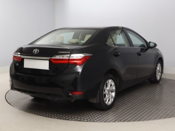Toyota Corolla XI Sedan Facelifting 1,6 Valvematic 132KM 2018 Toyota Corolla 1.6 Valvematic, Salon Polska, zdjęcie 4