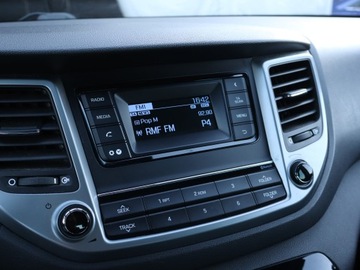 Hyundai Tucson III SUV 1.7 CRDI 115KM 2015 Hyundai Tucson 1.7 CRDi, Salon Polska, Klima, zdjęcie 11
