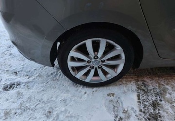 Kia Carens IV Minivan 1.7 VGT CRDI 115KM 2014 Kia Carens Kia Carens 1.7 CRDi XL 7os 1.7 Diesel 115KM, zdjęcie 23