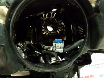 BMW F22 F23 F87 M2 ЛАМПА ФАРЫ ПРАВАЯ КСЕНОНОВАЯ 7304464