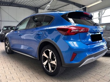 Ford Focus IV Hatchback Facelifting 1.0 EcoBoost MHEV 155KM 2025 Od ręki - Active X aut 1.0 EcoBoost 155KM / Pakiet Winter, zdjęcie 2
